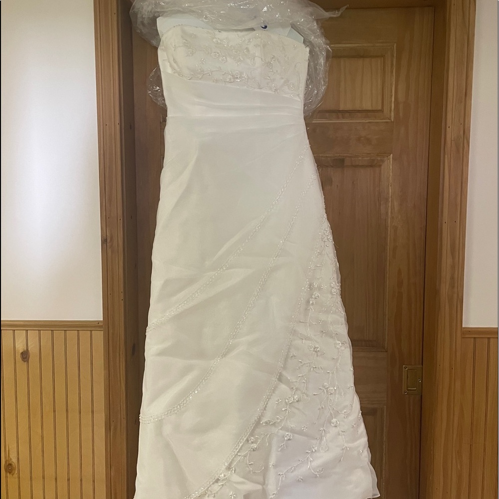 Wedding dress